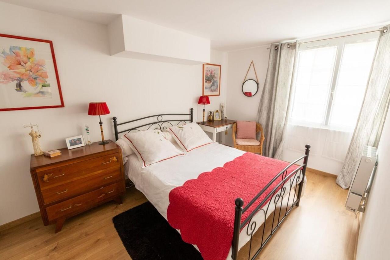 Furnished Apartment Near Palais De La Justice With 2 Bedrooms & A Garden Μπορντό Εξωτερικό φωτογραφία